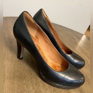 Clarks Artisan Heels 10M